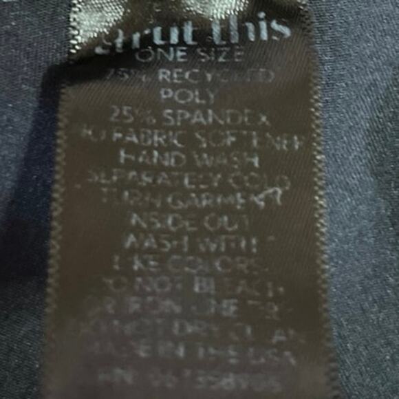 STRUT-THIS Black V Front Mid Rise Activewear Cross Over Leggings Pants One Size - Picture 5 of 5